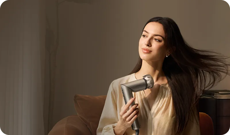 Asciugacapelli agli ioni Dreame Dazzle con 300 milioni di ioni negativi per capelli lucenti.