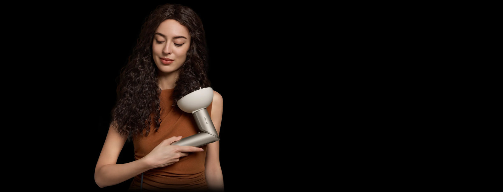 Asciugacapelli Dreame Dazzle con diffusore per ricci definiti e meno crespo.
