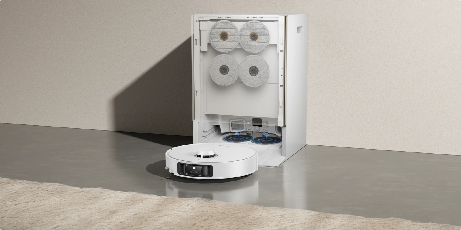 Robot aspirapolvere Dreame Matrix10 Pro con 5 strategie intelligenti per tappeti, rimozione, sollevamento, attraversamento, aggiramento e pulizia intensiva.