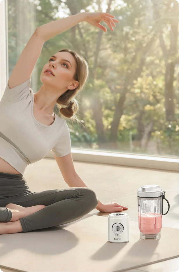 Il frullatore elettrico Dreame Portable Blender, con la sua base rimovibile, è perfetto sia per la palestra che per l'uso quotidiano.