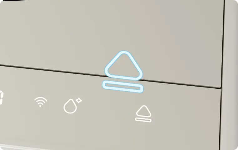 Il tasto luminoso di apertura del Dreame SF25 WiFi comanda l'apertura dell'ingresso alimenti, rendendo semplice l'inserimento dei rifiuti alimentari.