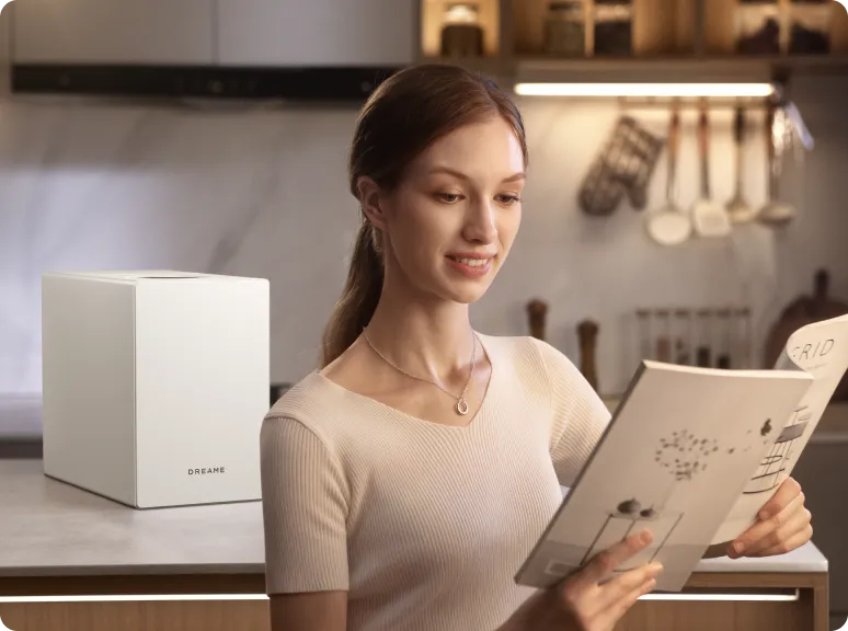 Il Dreame SF25 WiFi funziona a soli 27 dB(A), abbastanza silenzioso da poter girare anche di notte senza disturbare nessuno.