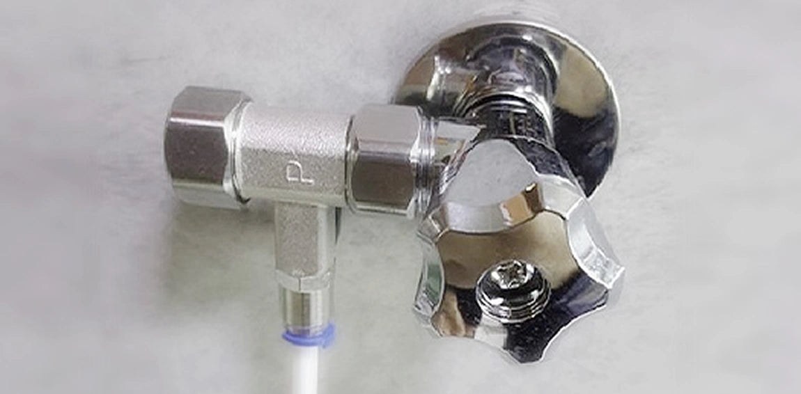 Valvola ad angolo standard